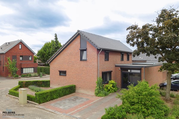 Medium property photo - Beukelstraat 1, 5953 LJ Reuver